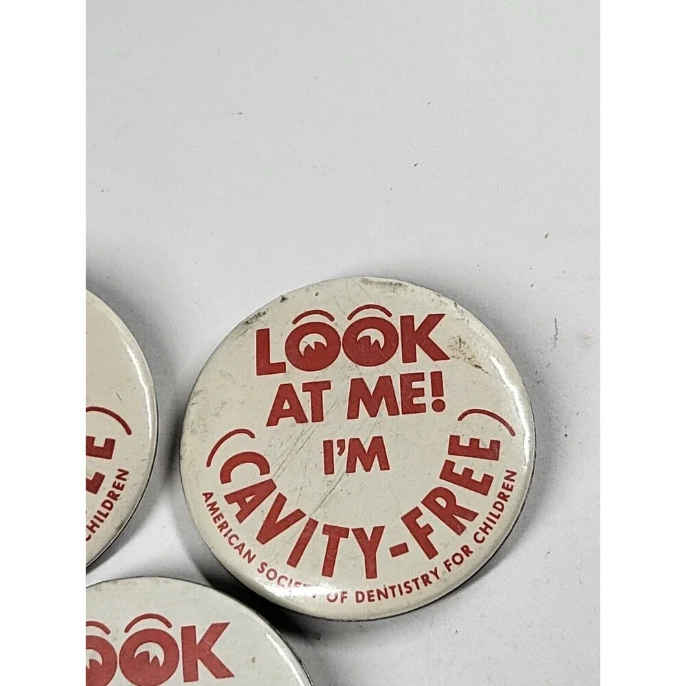 Look At Me! I'm Cavity Free! 3 Vintage Pinback Buttons Children Dentistry Dental